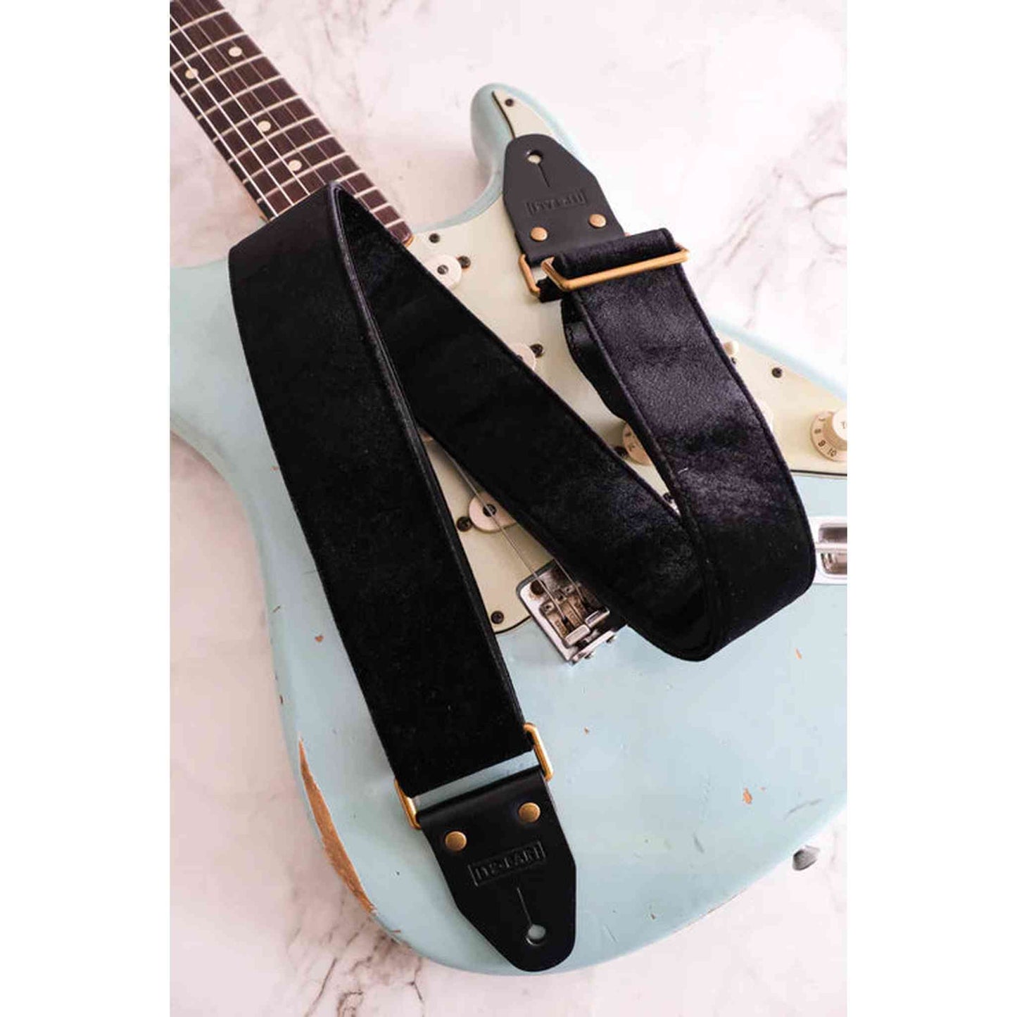 12 BAR BLACK ONE STRAP - Joondalup Music Centre