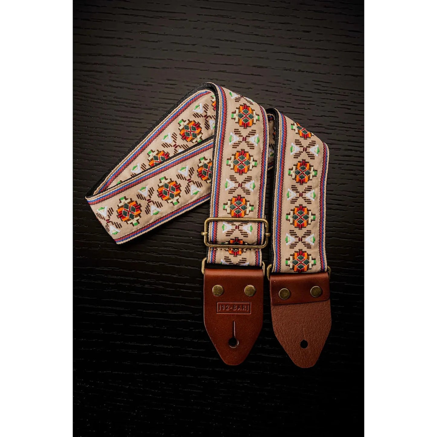 12 Bar Sandy Cape Strap