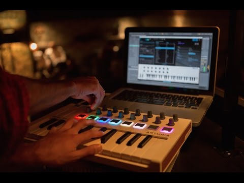 Arturia MiniLab Mk3 25-Key Universal MIDI Controller -Deep Black from Joondalup Music Centre 3
