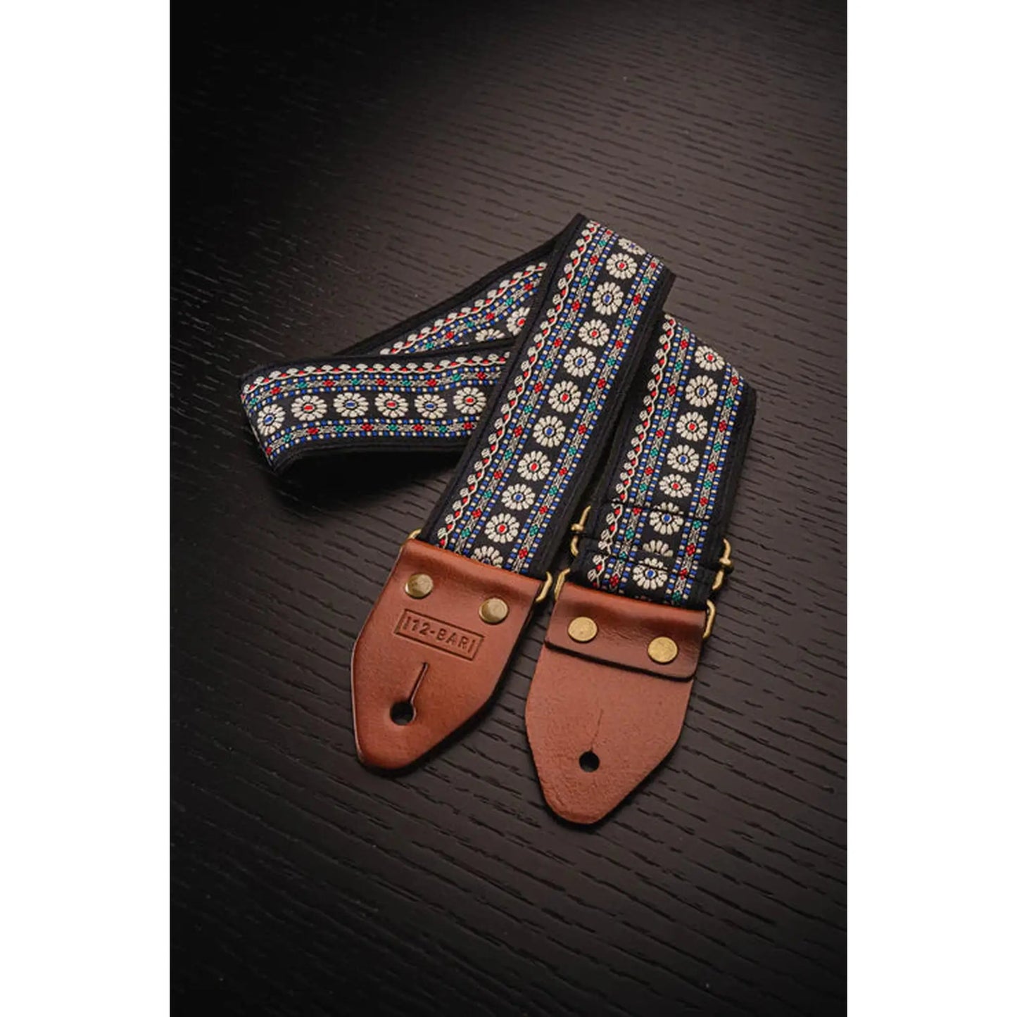 12 Bar Daisy Strap