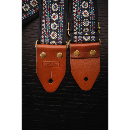 12 Bar Daisy Strap