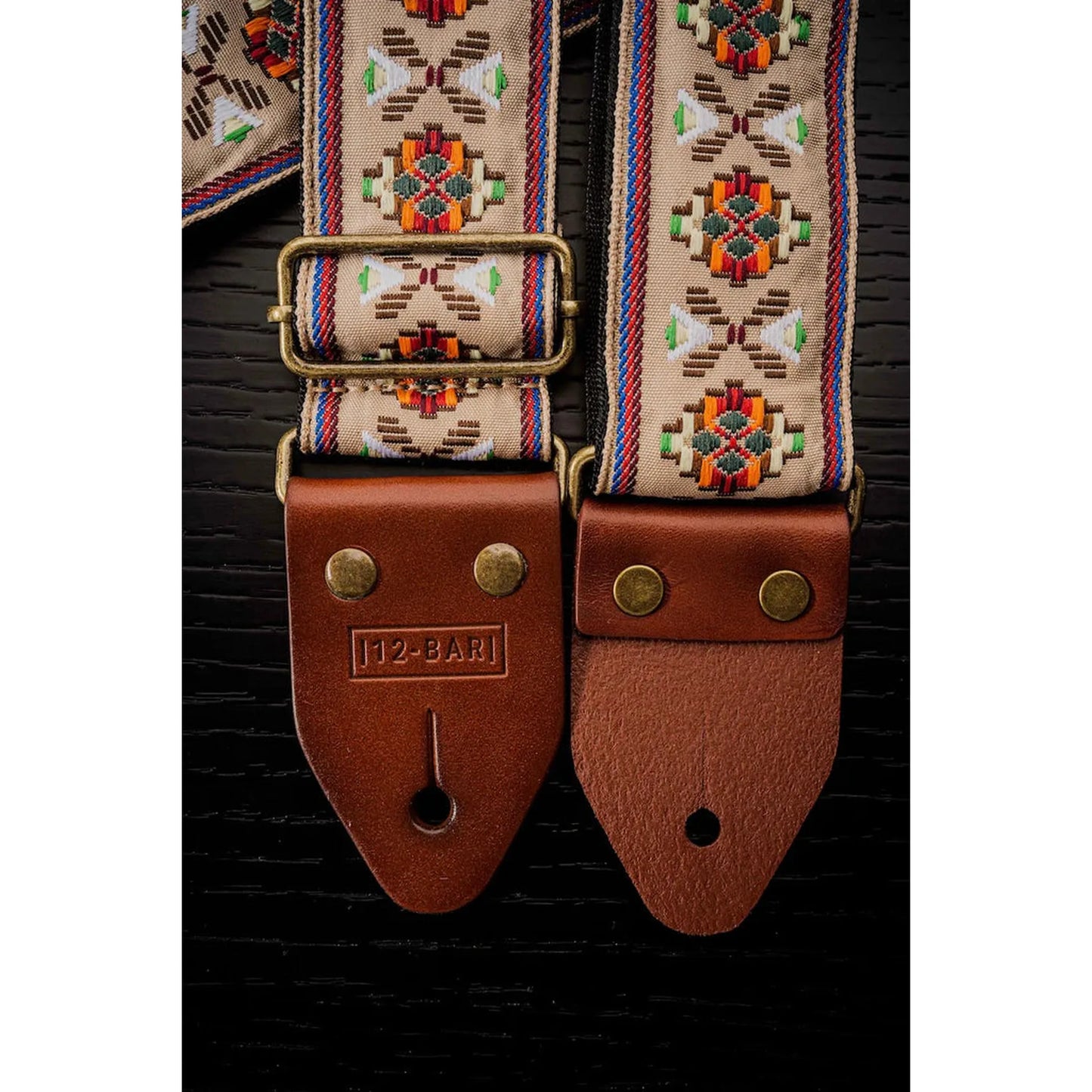 12 Bar Sandy Cape Strap