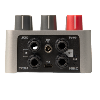 Universal Audio Max Preamp & Dual Compressor UA-FX Effects Pedal