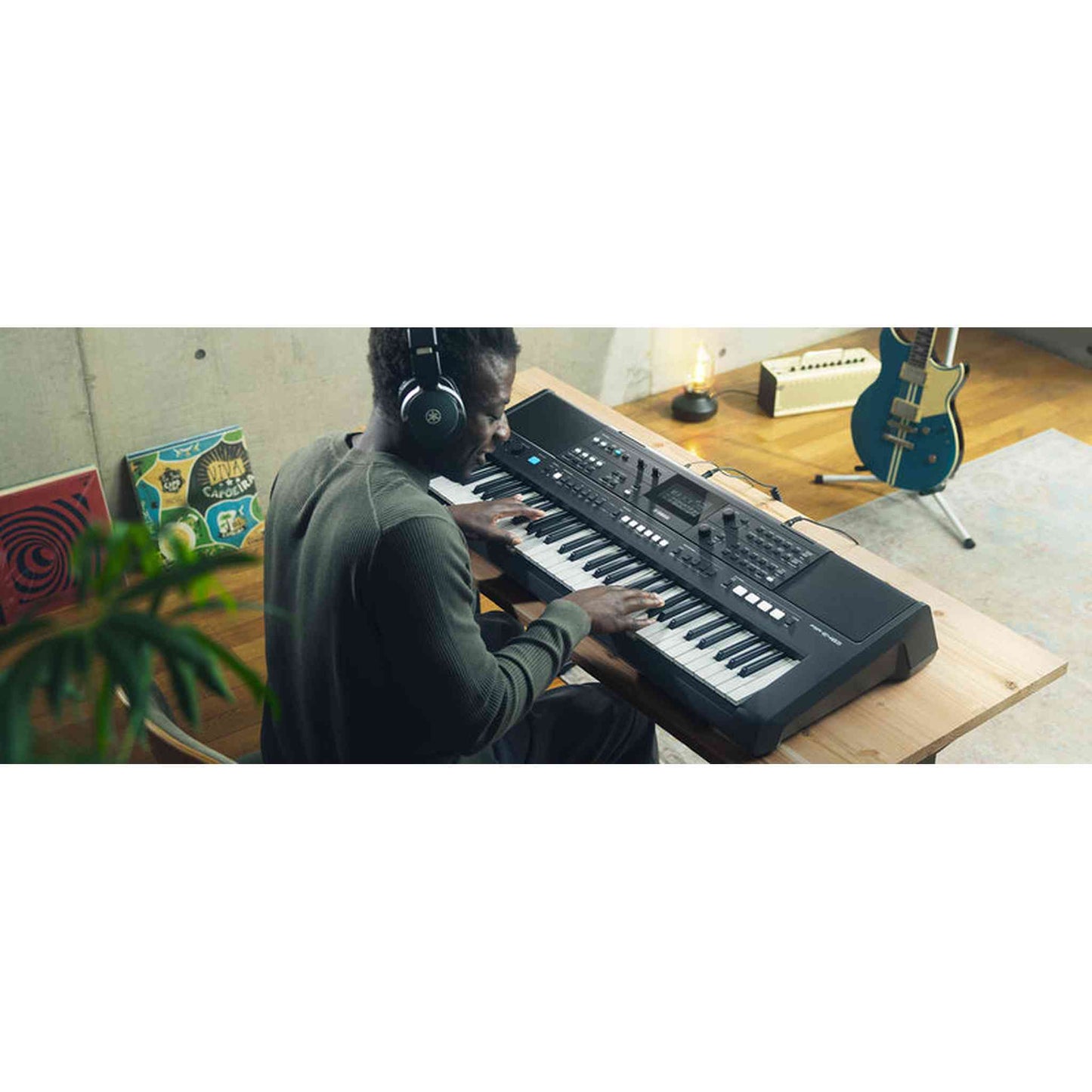 Yamaha PSR-E483 Portable Keyboard