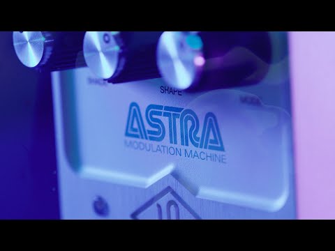 Universal Audio Astra Modulation Machine Effects Pedal