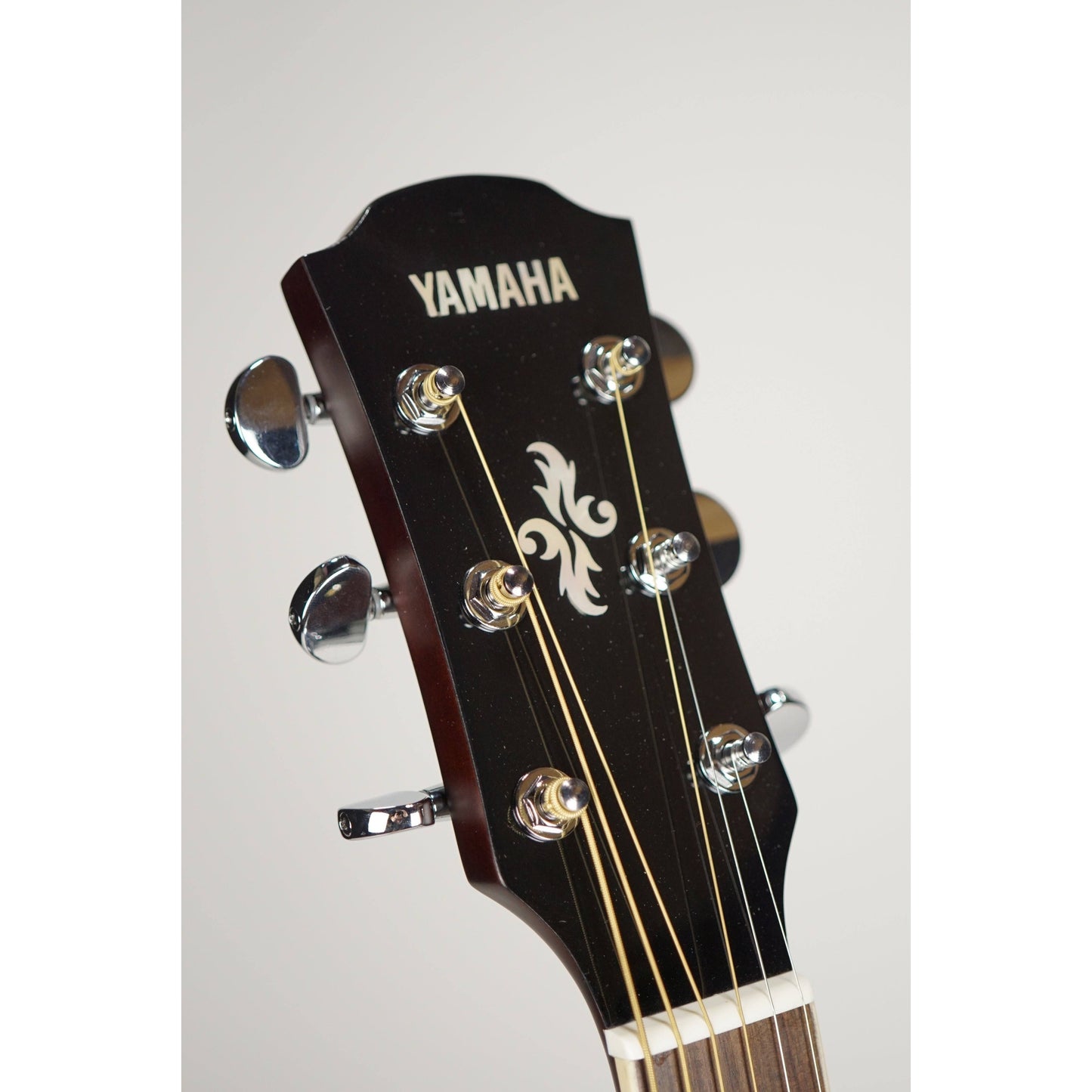 Yamaha APX600 Slimline Acoustic Guitar - Natural - Joondalup Music Centre